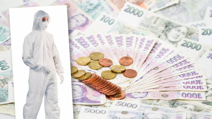 Jdu vám dezinfikovat peníze, tvrdil na poště. Odnesl si slušný balík