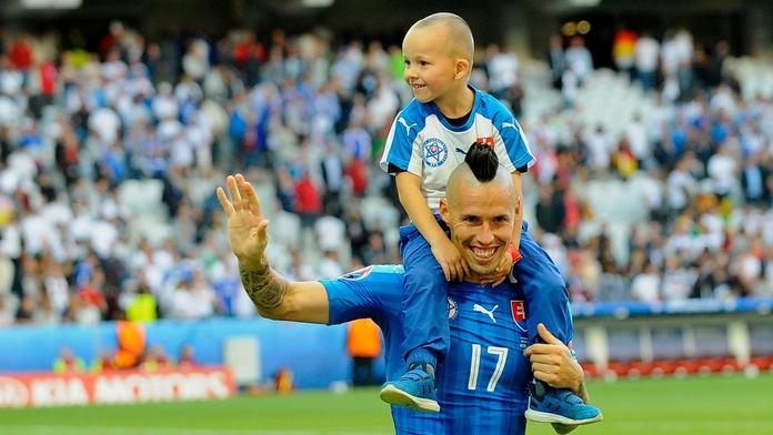 Jablko nespadlo daleko od stromu. Hamšík junior vstřelil parádní gól