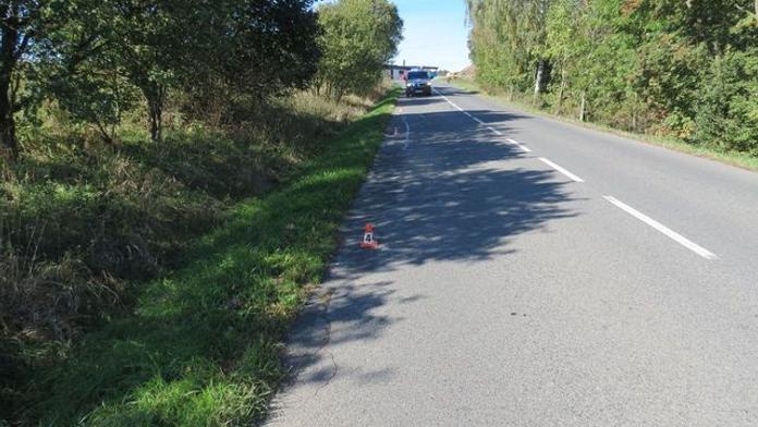 Žena srážku s dodávkou nepřežila, policie hledá svědky nehody
