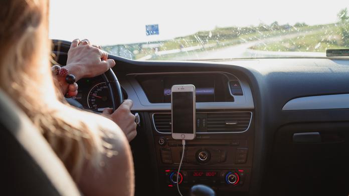 Podíl českých maminek, které preferují vůz v automatu, se za desetiletí zdvojnásobil