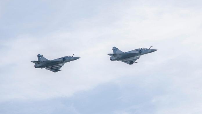 Dvě stíhačky indického letectva havarovaly, jeden pilot je nezvěstný