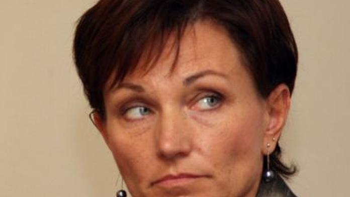 Exministryni Juráskové soud neuvěřil! O vraždu nešlo, její manžel dostal jen podmínku!