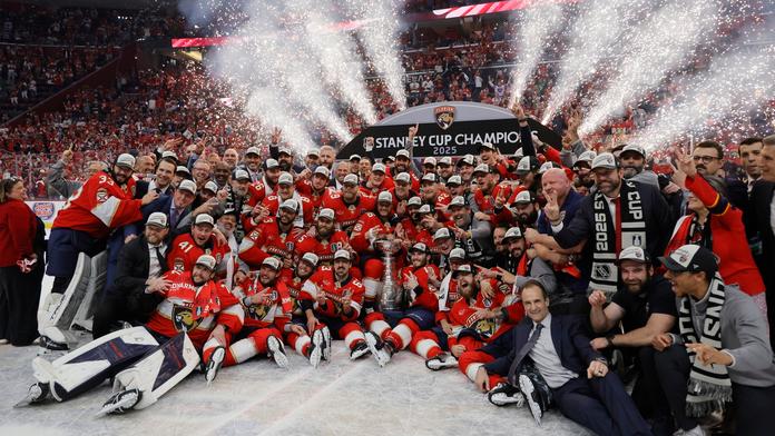 Startuje NHL: útok Floridy na hattrick, Nečas hraje o smlouvu i české duo