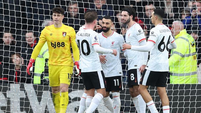 Liverpool si upevnil vedení v lize. Skóroval z hodně sporné penalty