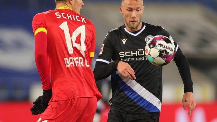 Schick se vrátil do hry a Leverkusen vyhrál. Haaland dal čtyři góly