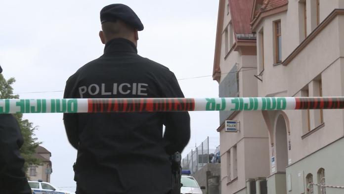 Vražda na Frýdecko-Místecku: V noci zemřel v nemocnici manžel oběti