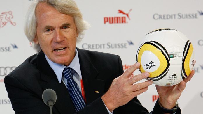 FIFA vyhodila českého lékaře. Stal se obětí kauzy Blatter?