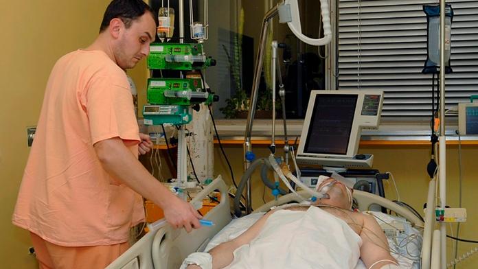 Otravy metanolem nekončí! Ve Zlíně přijali další dva nové pacienty