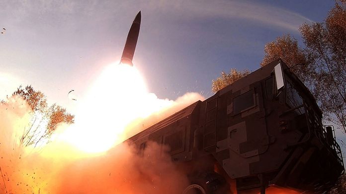 Napětí mezi KLDR a Jižní Koreou stoupá. Obě země vypálily varovné rakety