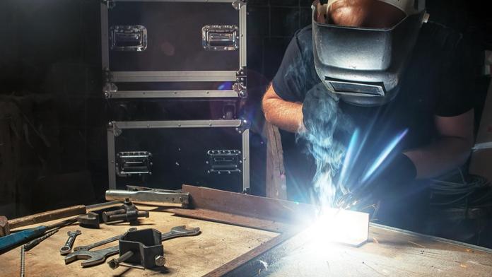 EU zpřísňuje pravidla. Svářečům se změní pracovní podmínky