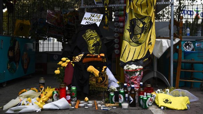 Pietní místo zabitého fanouška AEK Atény
