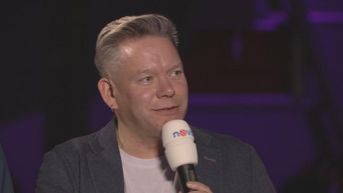 Rupperta šipky nadchly. Manželka je lepší šipkař, já zase fanoušek, směje se