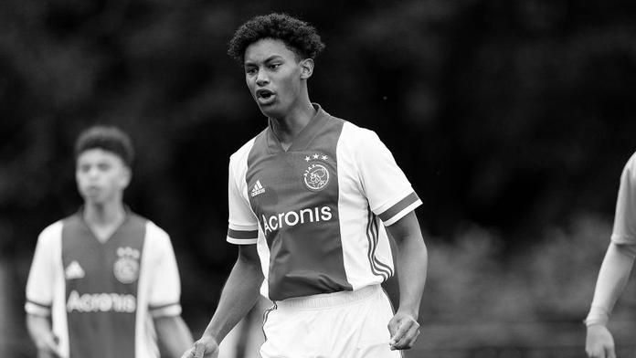 Ajax zasažen velkou tragédií, zemřel talentovaný hráč
