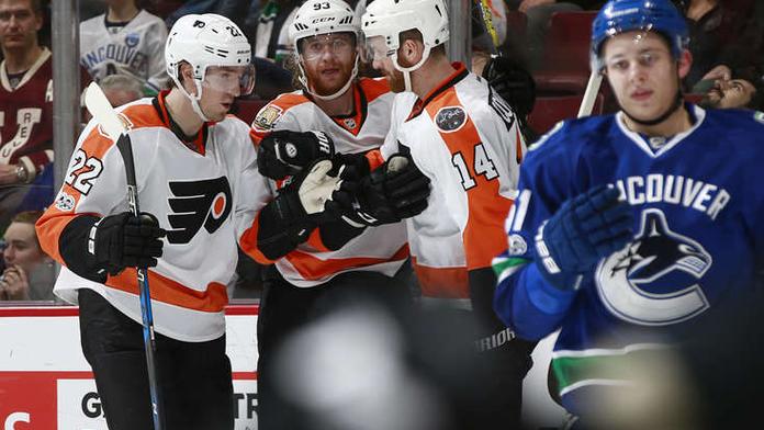 Voráček střílel, Neuvirth zapsal výhru. Flyers se blíží k play off
