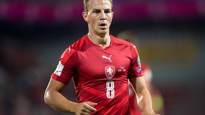 Darida kapitán, Schick a Krmenčík v útoku, Češi jdou na Belgii
