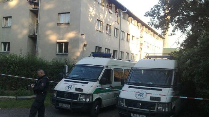 Kontroly ROMSKÝCH UBYTOVEN ve Varnsdorfu dopadly DOBŘE!