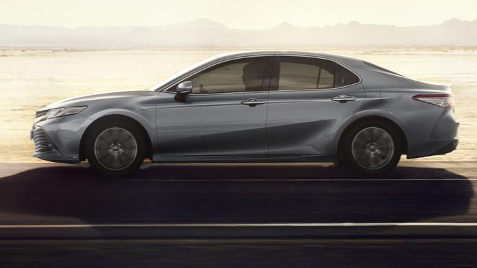 Camry se vrací do Evropy! Superbu se postaví jako hybrid