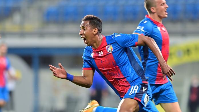 Sparta v Plzni opět nevyhrála, šlágr pro Viktorku. Liberecké trápení trvá