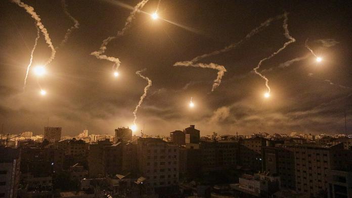 Netanjahu: Izrael po skončení války musí převzít správu Gazy, IDF zabily velitele praporu Hamásu