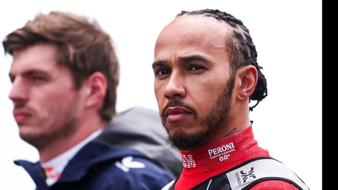 Hamilton v F1 ztrácí dech, Ferrari čeká těžké rozhodnutí