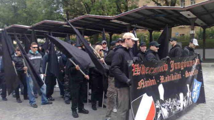 Policie mobilizuje: Nacionalistická Dělnická mládež projde Jihlavou