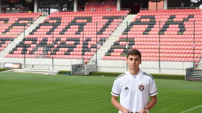 Slovan Bratislava a Trnava vstupují do esportu těsně před mistrovstvím Slovenska