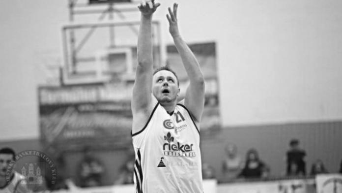 Tragédie na Slovensku. Na covid zemřel mladý basketbalista