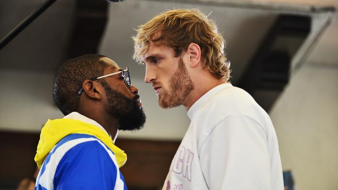 FLoyd Mayweather a Logan Paul