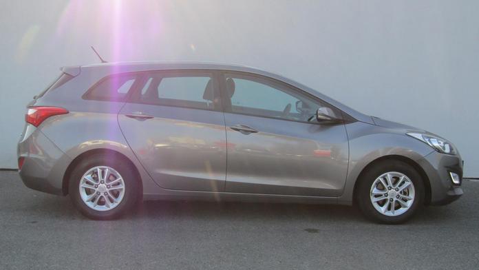 Oblíbený Hyundai i30: Jaký je jako ojetina a na co si u něj dát pozor?