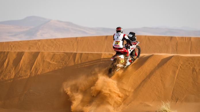 motocyklový jezdec Sebastian Bühler na Rally Dakar