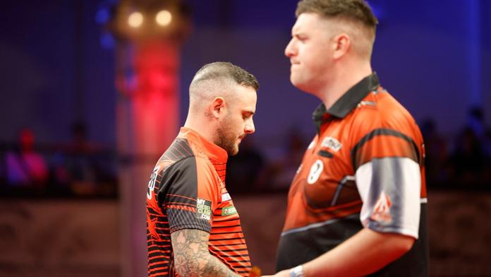 World Matchplay: Cullen vyhrál pět legů v řadě a poprvé si zahraje semifinále