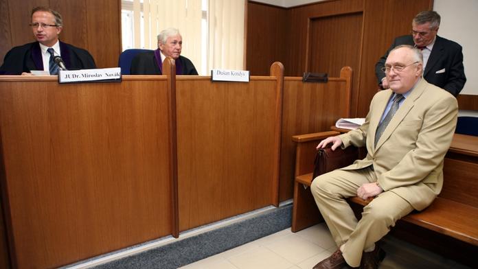 Bývalý agent StB Minařík půjde do vězení. Nejvyšší soud zamítl jeho dovolání