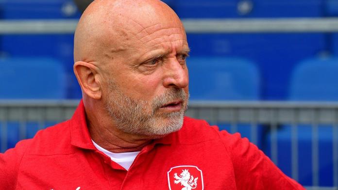 Ledová sprcha, je mi hrozně, přiznal Jarolím po debaklu