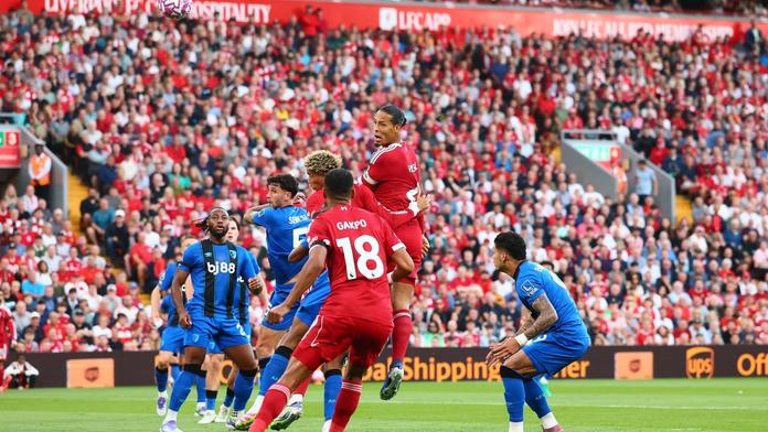 Liverpool se na úvod sezóny nadřel, triumf proti Bournemouthu zachraňoval v závěru