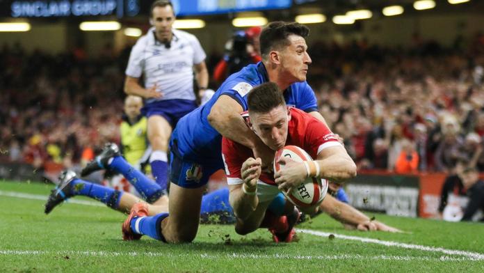 Ragbyové Six Nations začalo! Debakl Itálie a tuhá ostrovní bitva na úvod