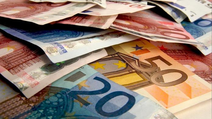 Chorvatsko bude od ledna platit eurem. Co dělat, když letos neutratíte kuny?