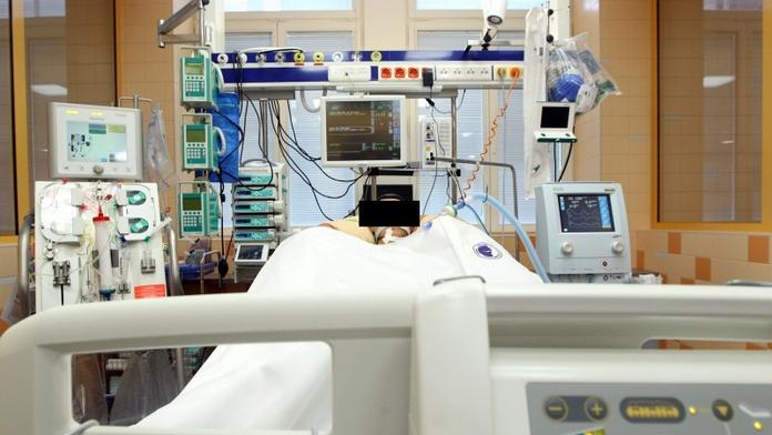 Konec tajností! Lékaři před pacientem diagnózu neutají tak lehce