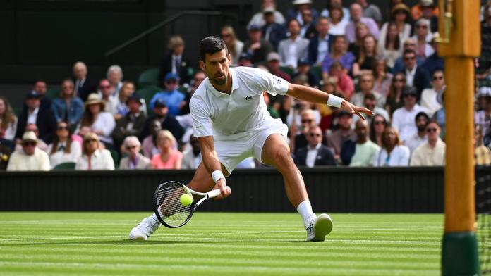 Wimbledonský rekordman Djokovič. Na turnaji neprohrál více než 2 000 dnů