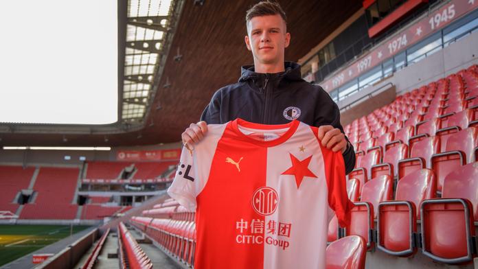 Slavia byla na přestupovém trhu úspěšná, vyfoukla mladíka svému sokovi