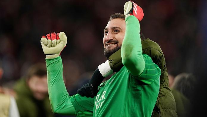 Proč odešel před penaltami do kabin? Šel jsem čůrat, vtipkoval Donnarumma