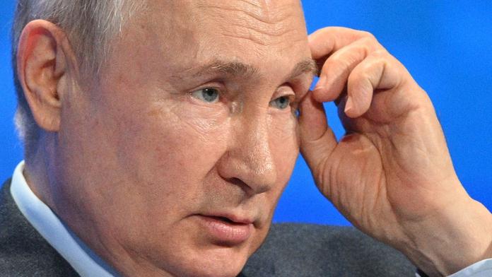 Unikly dramatické zprávy z Kremlu. Putin se měl po nové léčbě nervově zhroutit