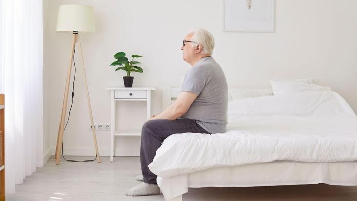 Skandál v pečovatelském domě. Senior byl několik dní mrtvý, našla ho rodina při návštěvě