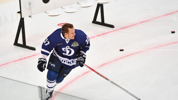 V Rusku založili novou disciplínu: KHL má hokejový biatlon! VIDEO