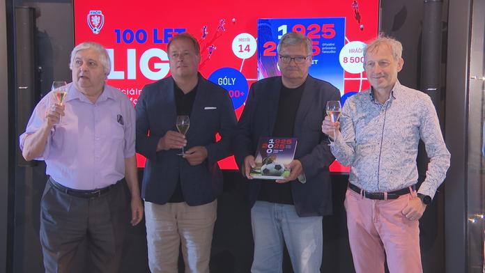 Obětoval jsem tomu 40 let, říká spoluautor knihy ke sto letům české ligy