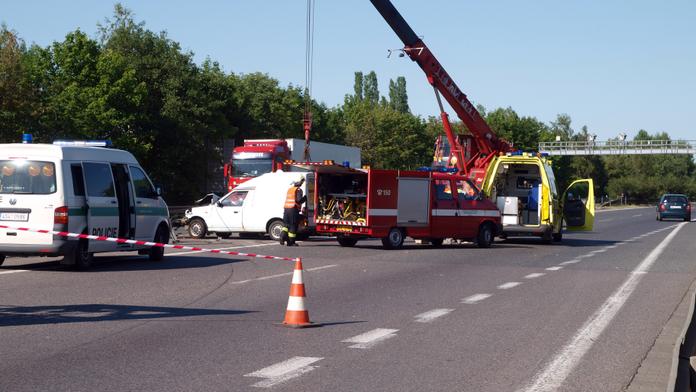 Chlapečka (5) zranily při nehodě bezpečnostní pásy