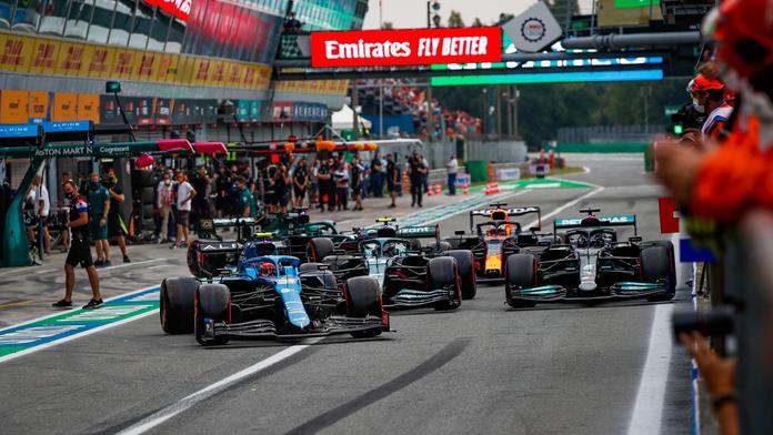 Ucpali výjezd z boxu a teď musí platit. F1 pokutuje dva hříšníky z Velké ceny Itálie