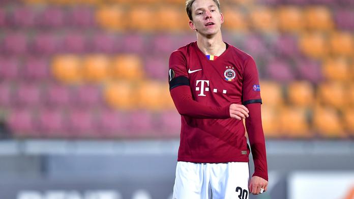 Sparta se proti Líšni trápila, navíc se zranil útočník Juliš