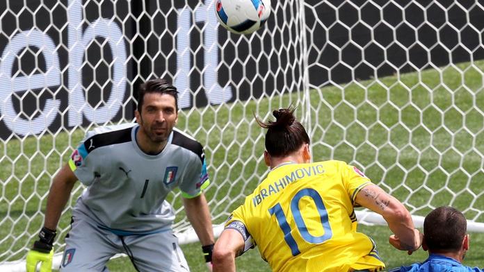 Buffon proti Zlatanovi! Jeden bude na mistrovství světa chybět