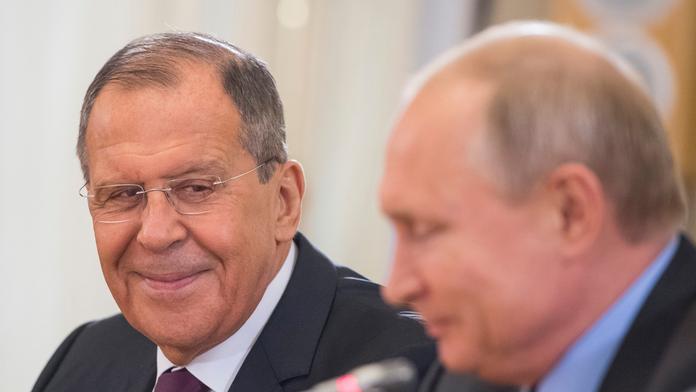 Rusko vymyslelo, jak přelstít Západ. Lavrov už připravuje půdu