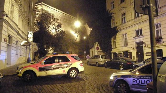 V pražských Vinohradech se pokusila o sebevraždu mladá dívka